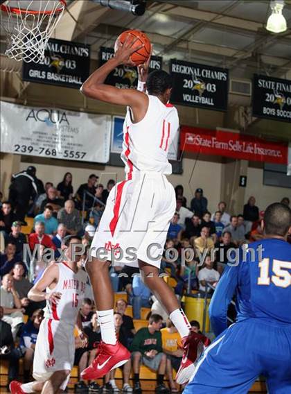 Thumbnail 1 in Mater Dei vs. Orlando Christian Prep (City of Palms Classic) photogallery.