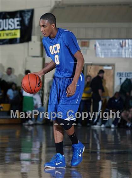 Thumbnail 3 in Mater Dei vs. Orlando Christian Prep (City of Palms Classic) photogallery.