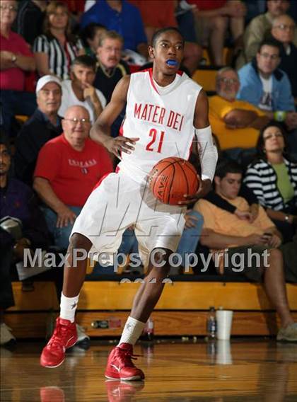 Thumbnail 3 in Mater Dei vs. Orlando Christian Prep (City of Palms Classic) photogallery.
