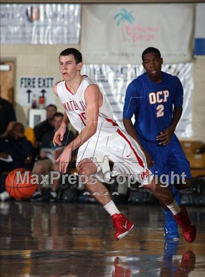 Thumbnail 2 in Mater Dei vs. Orlando Christian Prep (City of Palms Classic) photogallery.