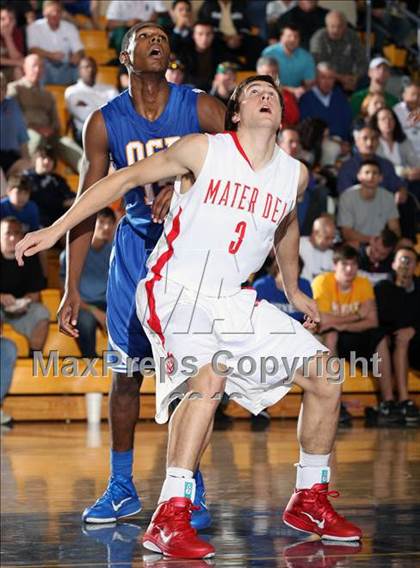 Thumbnail 2 in Mater Dei vs. Orlando Christian Prep (City of Palms Classic) photogallery.