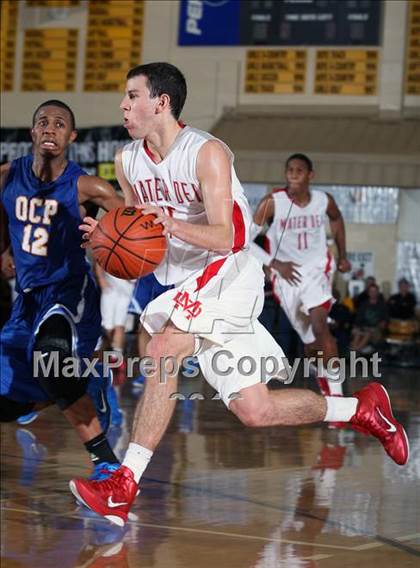 Thumbnail 2 in Mater Dei vs. Orlando Christian Prep (City of Palms Classic) photogallery.