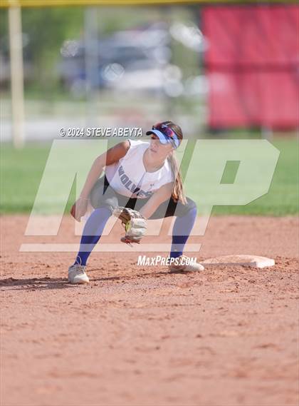 Thumbnail 2 in Grandview @ Regis Jesuit photogallery.