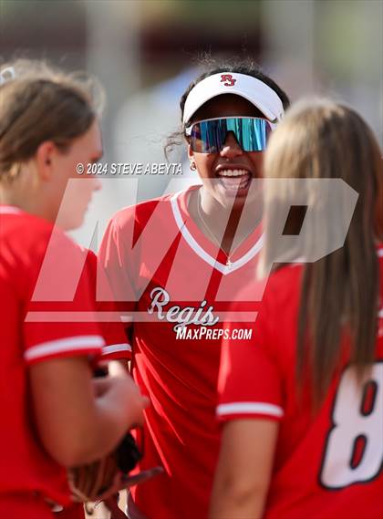Thumbnail 1 in Grandview @ Regis Jesuit photogallery.