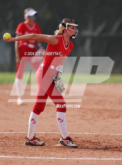 Thumbnail 2 in Grandview @ Regis Jesuit photogallery.