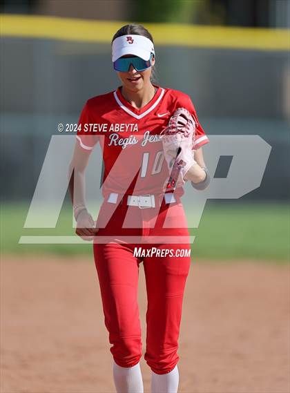 Thumbnail 2 in Grandview @ Regis Jesuit photogallery.