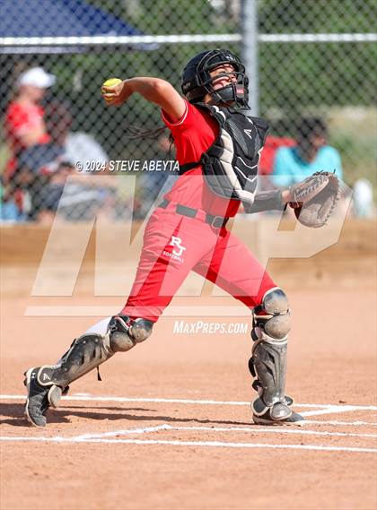 Thumbnail 2 in Grandview @ Regis Jesuit photogallery.