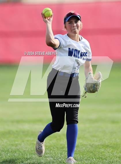 Thumbnail 1 in Grandview @ Regis Jesuit photogallery.