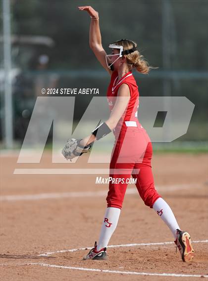 Thumbnail 2 in Grandview @ Regis Jesuit photogallery.
