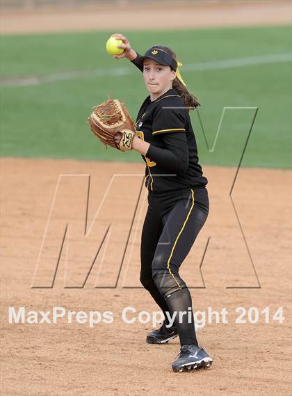 Thumbnail 3 in Capistrano Valley vs Woodbridge (Woodbridge Tournament) photogallery.
