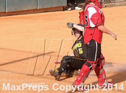 Thumbnail 2 in Capistrano Valley vs Woodbridge (Woodbridge Tournament) photogallery.