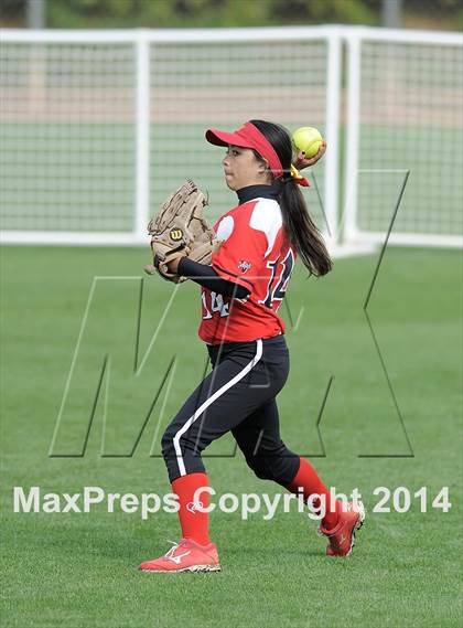 Thumbnail 2 in Capistrano Valley vs Woodbridge (Woodbridge Tournament) photogallery.