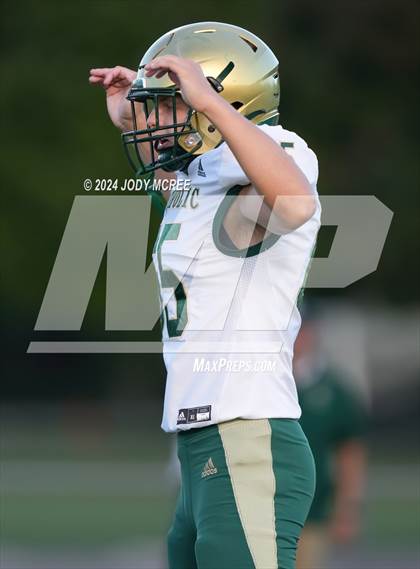 Thumbnail 2 in Knoxville Catholic @ Briarcrest Christian photogallery.