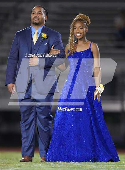 Thumbnail 2 in Knoxville Catholic @ Briarcrest Christian photogallery.