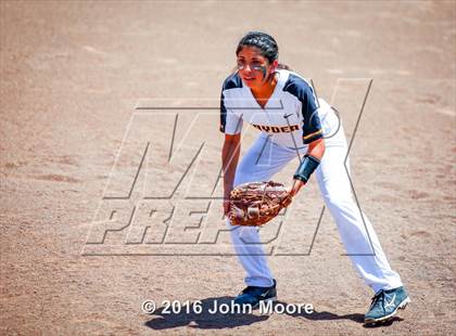 Thumbnail 3 in Snyder vs Seminole (UIL 4A Playoffs) photogallery.