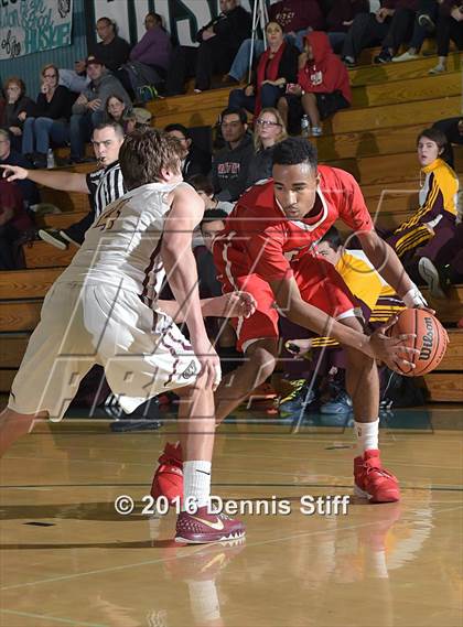 Thumbnail 3 in Saint Mary's (Albany, CA) vs. Whitney (Adidas Challenge) photogallery.