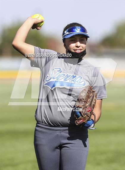 Thumbnail 3 in Escalon @ Sierra photogallery.