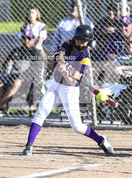 Thumbnail 2 in Escalon @ Sierra photogallery.