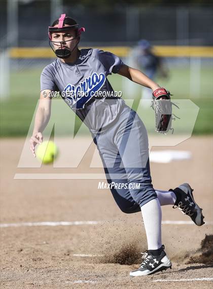 Thumbnail 2 in Escalon @ Sierra photogallery.