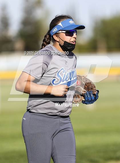 Thumbnail 2 in Escalon @ Sierra photogallery.