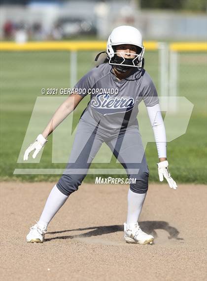 Thumbnail 1 in Escalon @ Sierra photogallery.