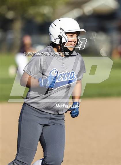 Thumbnail 1 in Escalon @ Sierra photogallery.