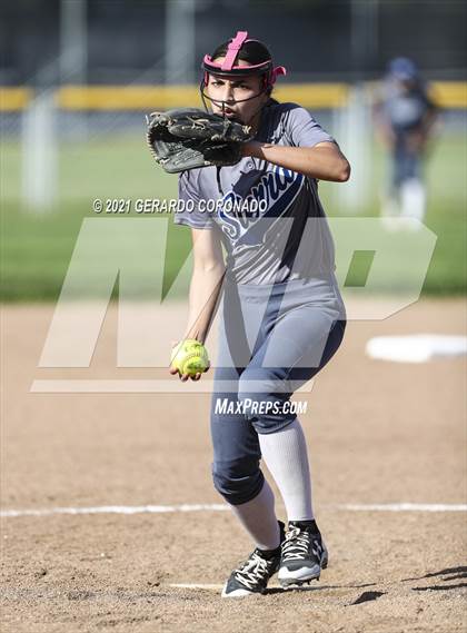 Thumbnail 1 in Escalon @ Sierra photogallery.