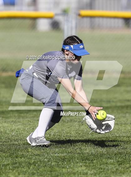 Thumbnail 3 in Escalon @ Sierra photogallery.