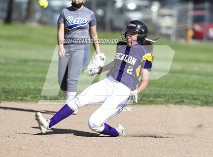 Thumbnail 3 in Escalon @ Sierra photogallery.