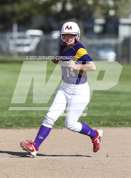 Thumbnail 2 in Escalon @ Sierra photogallery.