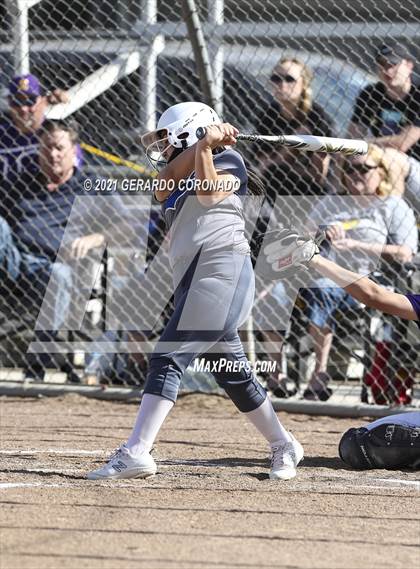 Thumbnail 1 in Escalon @ Sierra photogallery.