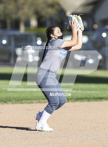 Thumbnail 3 in Escalon @ Sierra photogallery.
