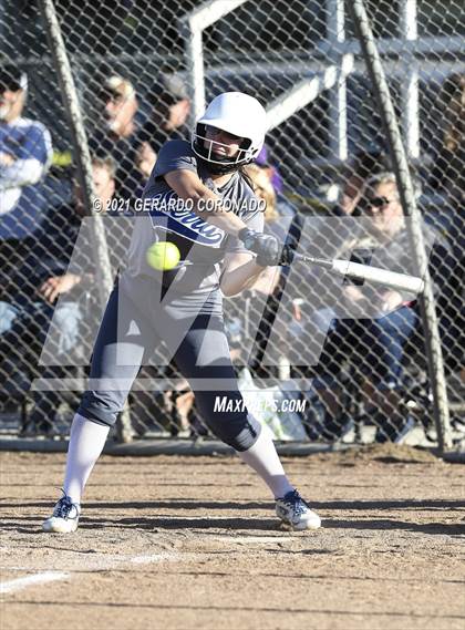 Thumbnail 1 in Escalon @ Sierra photogallery.