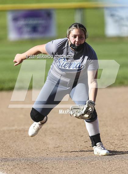 Thumbnail 2 in Escalon @ Sierra photogallery.