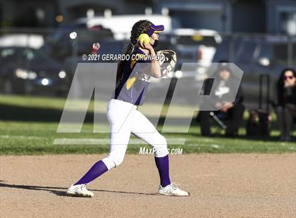 Thumbnail 2 in Escalon @ Sierra photogallery.