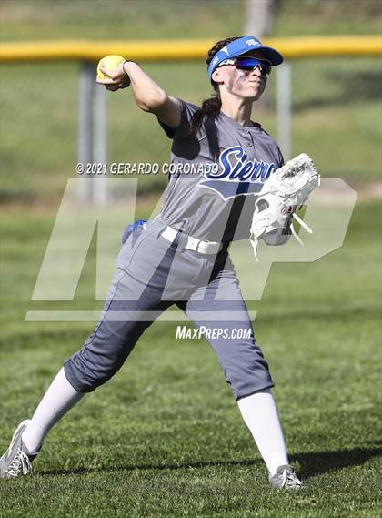 Thumbnail 3 in Escalon @ Sierra photogallery.