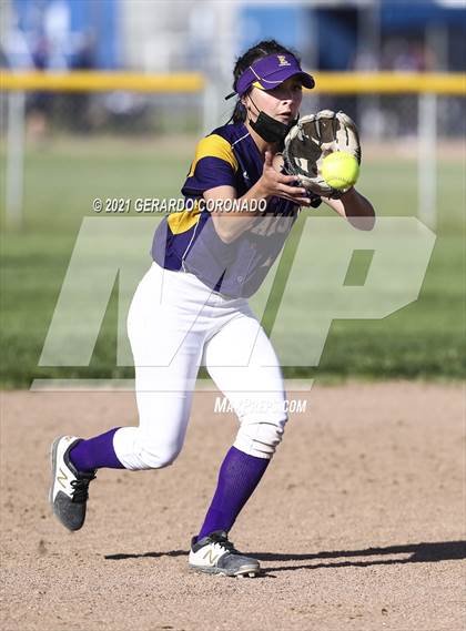 Thumbnail 3 in Escalon @ Sierra photogallery.