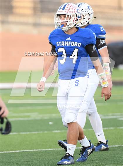 Thumbnail 1 in Stamford vs. Lindsay (UIL 2A-1 Region I Bi-District Playoff) photogallery.