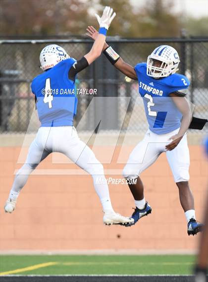 Thumbnail 3 in Stamford vs. Lindsay (UIL 2A-1 Region I Bi-District Playoff) photogallery.