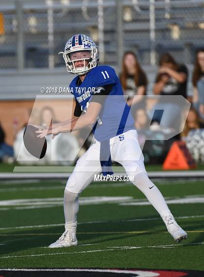 Thumbnail 2 in Stamford vs. Lindsay (UIL 2A-1 Region I Bi-District Playoff) photogallery.