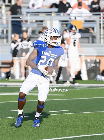 Thumbnail 2 in Stamford vs. Lindsay (UIL 2A-1 Region I Bi-District Playoff) photogallery.