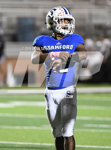 Thumbnail 2 in Stamford vs. Lindsay (UIL 2A-1 Region I Bi-District Playoff) photogallery.