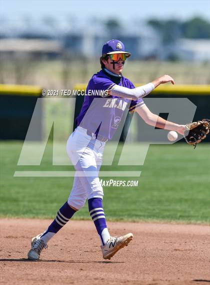 Thumbnail 2 in England vs Bigelow (AAA 2A State Playoff 1st Round) photogallery.
