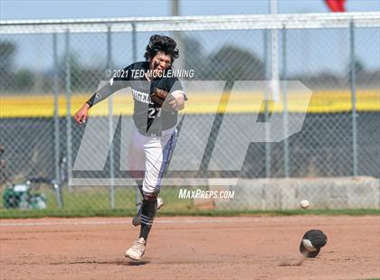 Thumbnail 3 in England vs Bigelow (AAA 2A State Playoff 1st Round) photogallery.