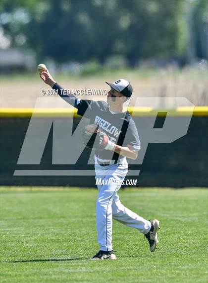 Thumbnail 3 in England vs Bigelow (AAA 2A State Playoff 1st Round) photogallery.