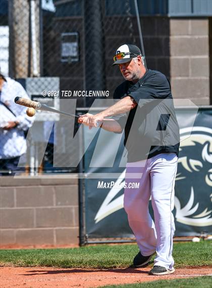 Thumbnail 2 in England vs Bigelow (AAA 2A State Playoff 1st Round) photogallery.