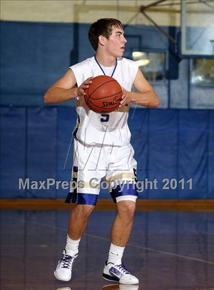 Thumbnail 2 in Colusa vs. Willows (Pierce Tournament) photogallery.
