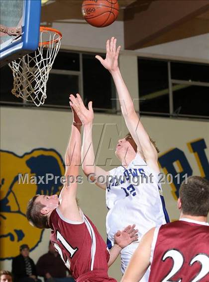 Thumbnail 3 in Colusa vs. Willows (Pierce Tournament) photogallery.