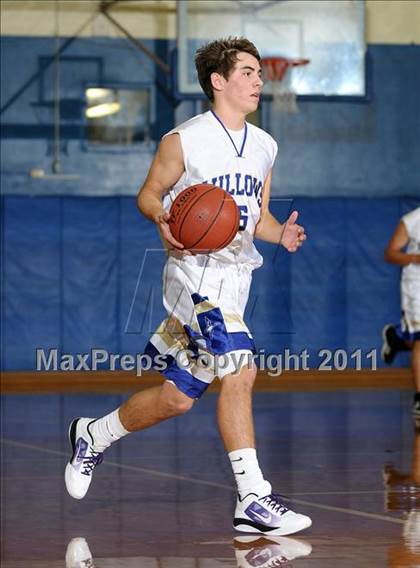 Thumbnail 1 in Colusa vs. Willows (Pierce Tournament) photogallery.