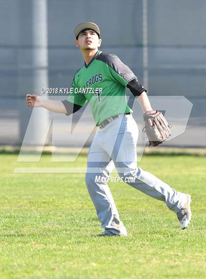 Thumbnail 3 in Bonham vs Lake Worth (Krum Invitational) photogallery.